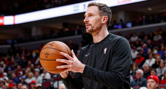 Billionaire Walmart Heir Lukas Walton Acquires Minority Stake In Chicago Bulls
